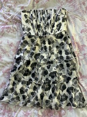 White House Black Market Black and White Strapless Floral Tiered Dress